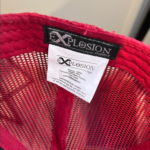 Red Trucker Hat NWOT - Picture 2 of 4